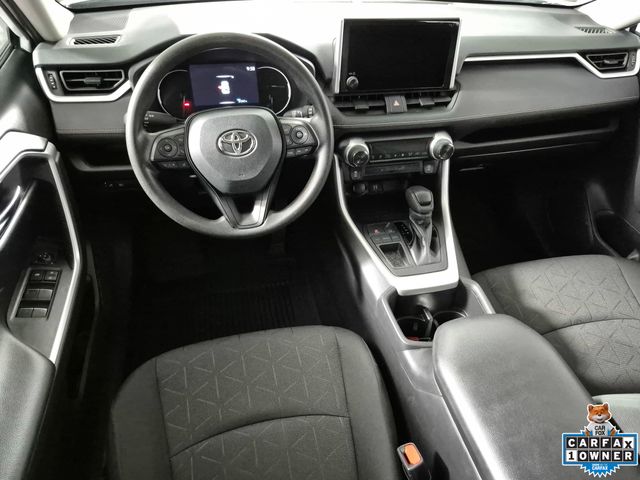 2024 Toyota RAV4 XLE - Photo 10