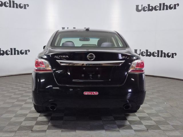 2015 Nissan Altima SV - Photo 6