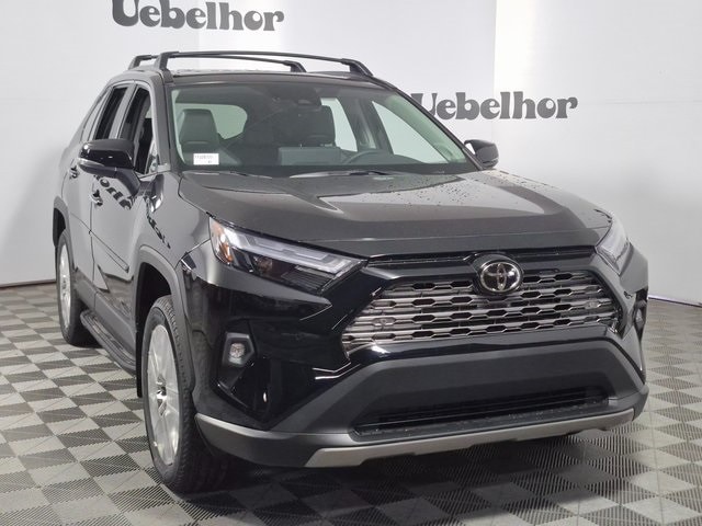 2025 Toyota RAV4 LIMITED AWD SUV 