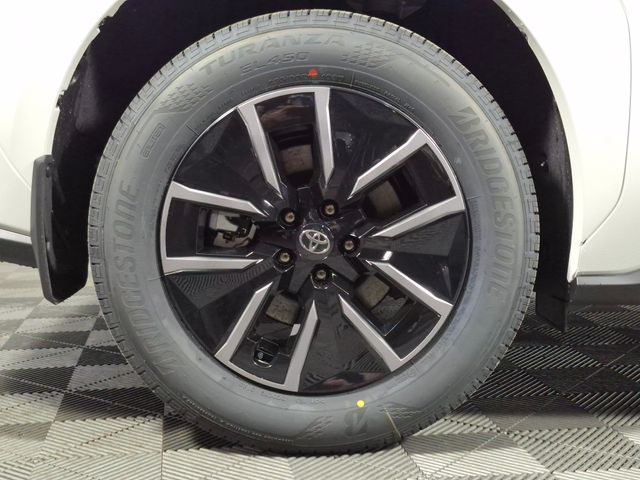 2026 Toyota bZ XLE - Photo 26