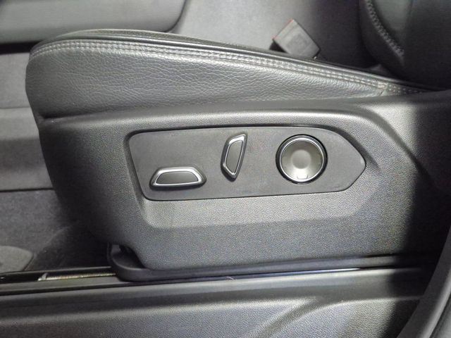 2021 GMC Yukon XL Denali - Photo 17
