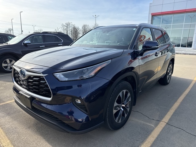2023 Toyota Highlander XLE's photo