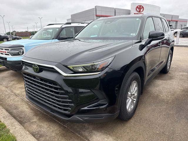 2024 Toyota Grand Highlander's photo