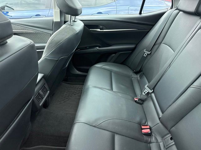 2025 Toyota Camry XLE - Photo 5