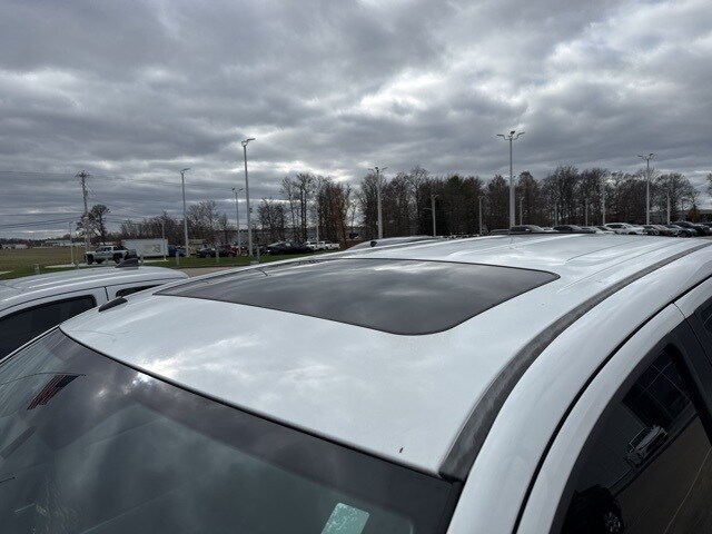 2014 Toyota Tundra CrewMax photo 3