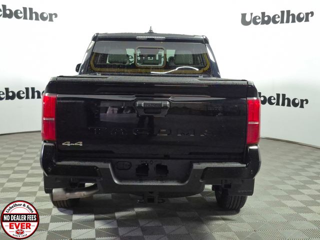 2026 Toyota Tacoma SR5 - Photo 6
