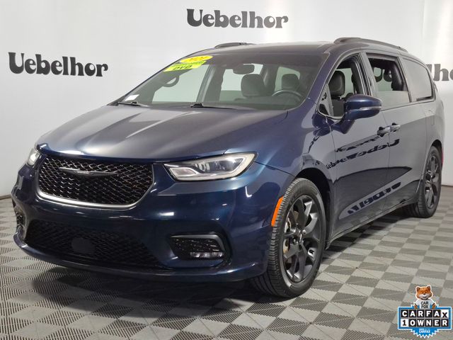 2021 Chrysler Pacifica Touring - Photo 3