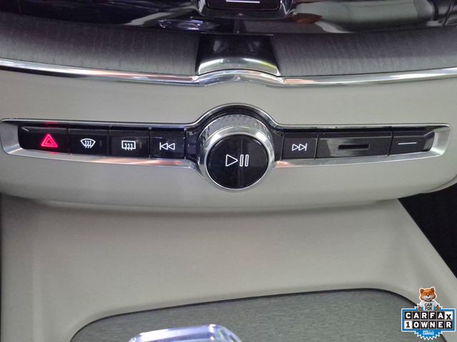 2025 Volvo XC60 Ultra - Photo 19