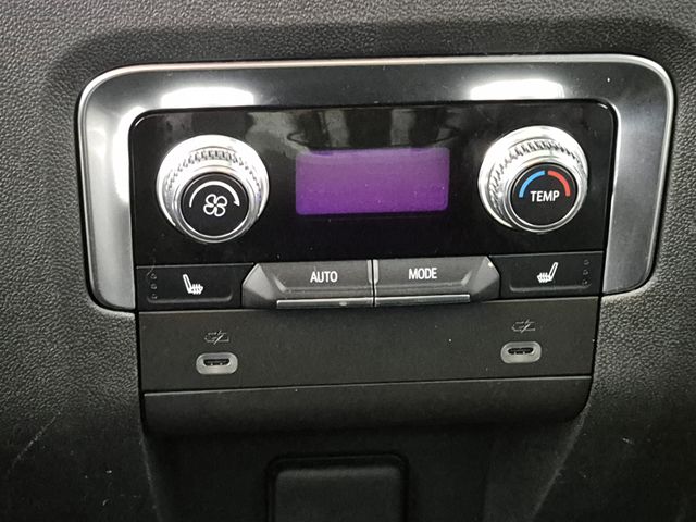 2021 GMC Yukon XL Denali - Photo 26