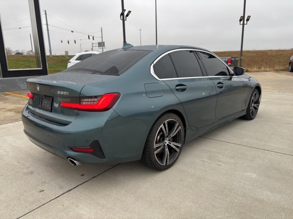 Used 2021 BMW 3 Series 330i xDrive Sedan