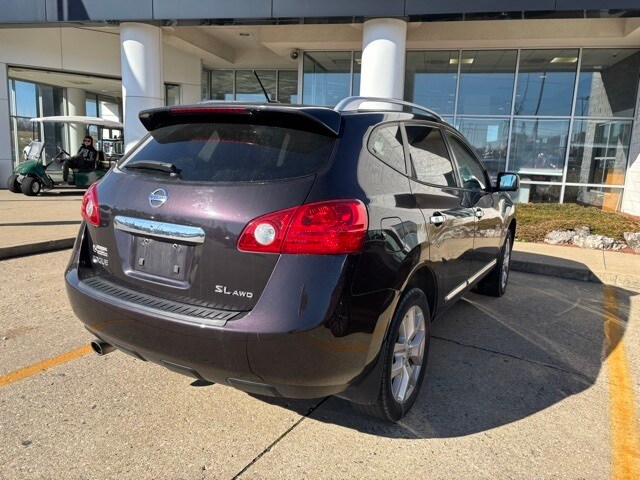 2013 Nissan Rogue SL photo 3