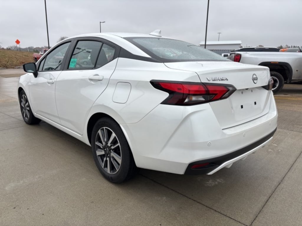 Used 2025 Nissan Versa 1.6 SV Sedan
