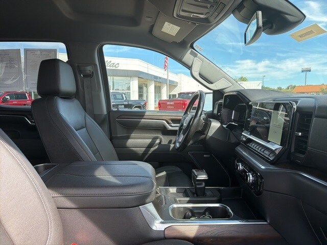 2023 Gmc Sierra 1500 SLT photo 2