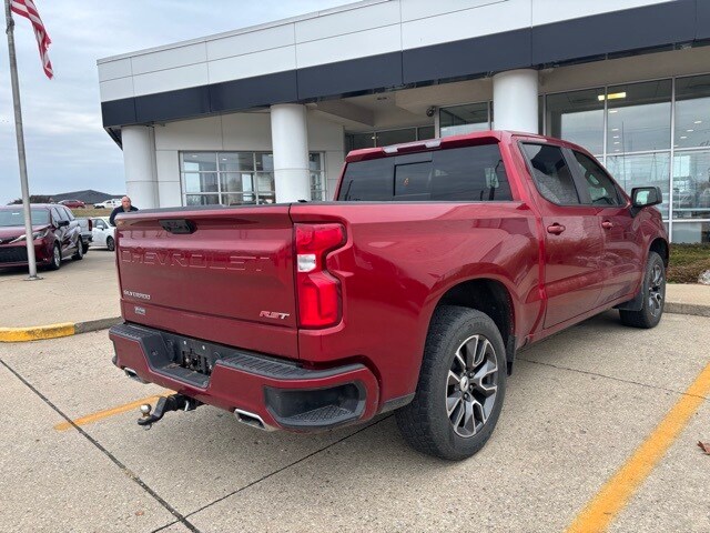 2022 Chevrolet Silverado 1500 RST photo 3