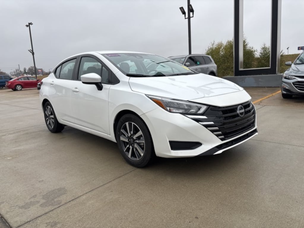 Used 2025 Nissan Versa 1.6 SV Sedan