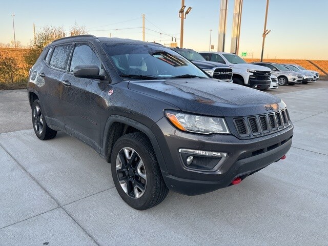 2017 Jeep Compass Trailhawk photo 2