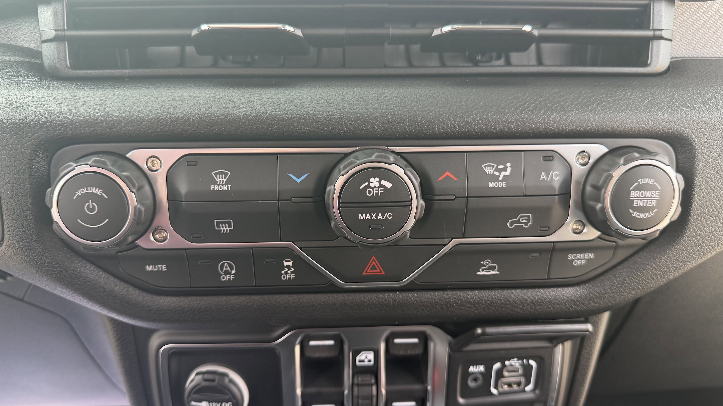 2026 Jeep Gladiator Sport - Photo 23