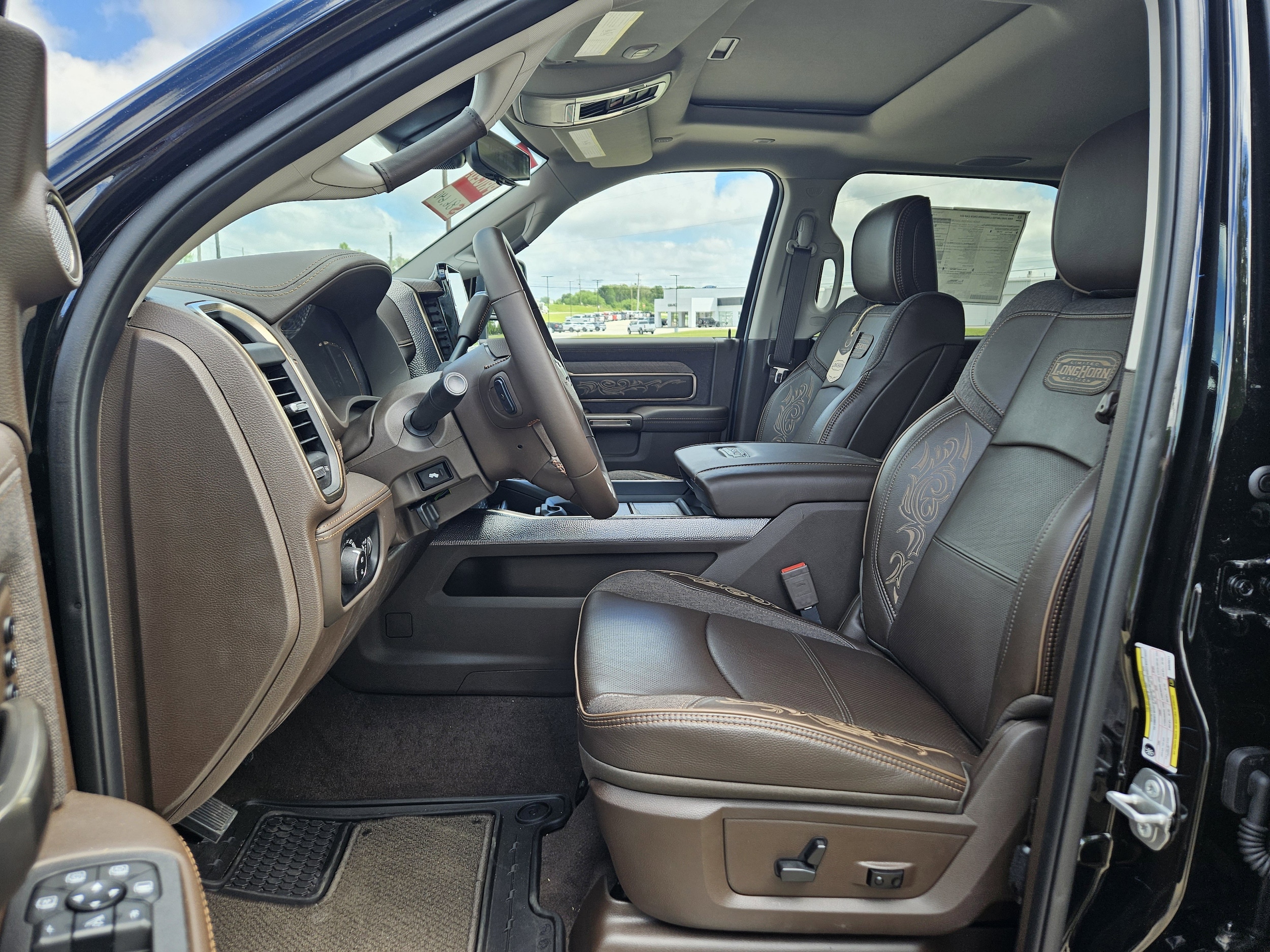 2025 RAM 2500 Limited - Photo 16
