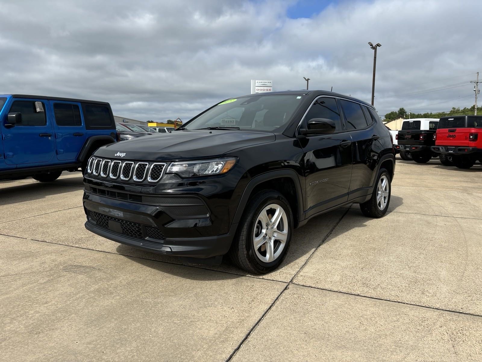 Used 2023 Jeep Compass Sport with VIN 3C4NJDAN4PT529548 for sale in Mountain Home, AR