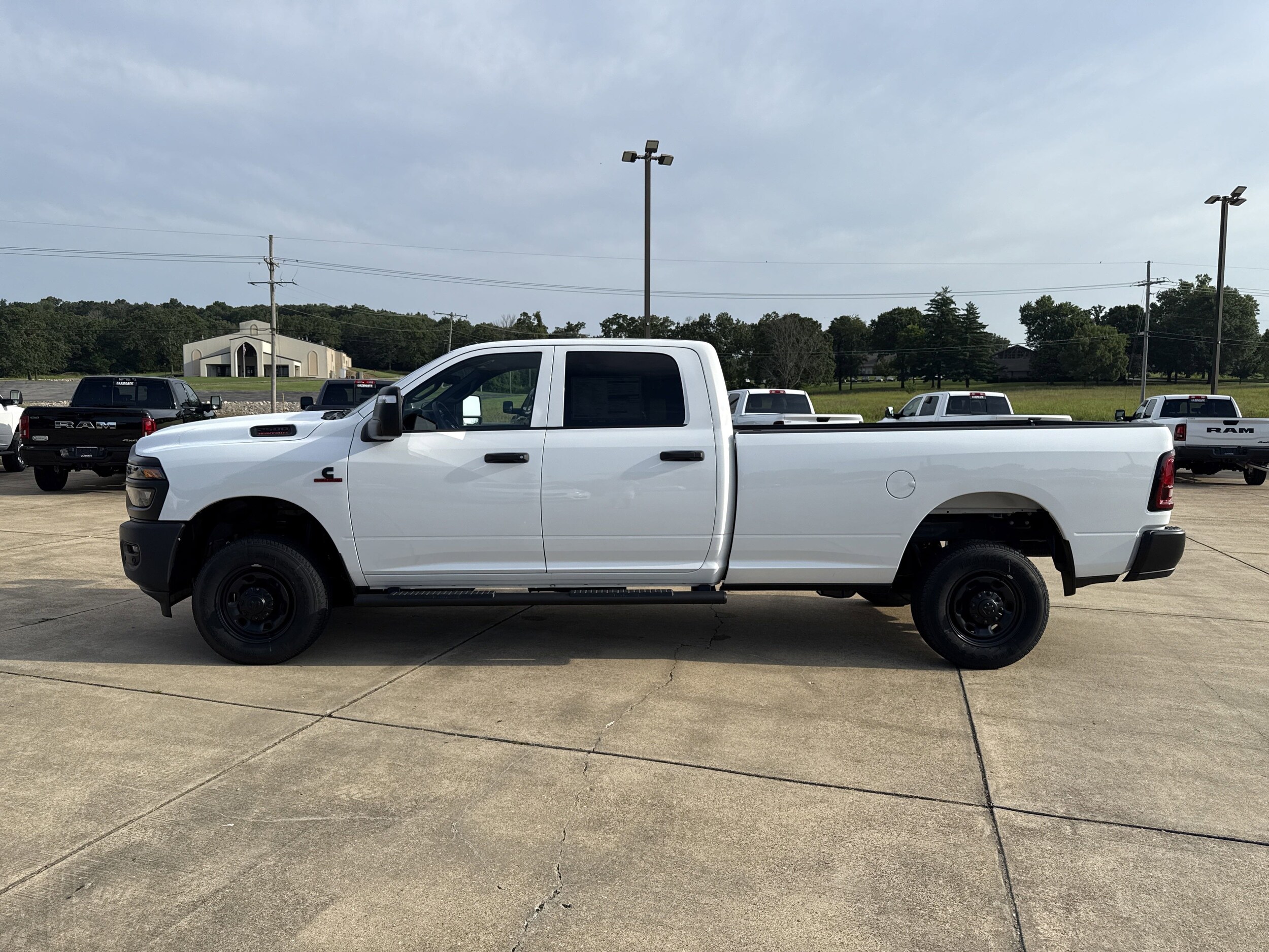 2025 Ram 2500 Tradesman photo 3