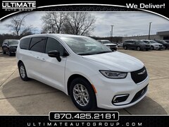 2025 Chrysler Pacifica SELECT Passenger Van