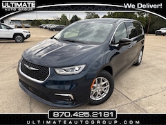 2025 Chrysler Pacifica SELECT Passenger Van