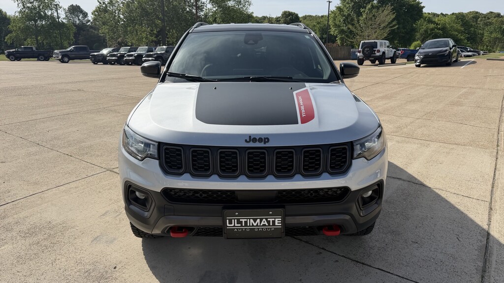 Used 2025 Jeep Compass Trailhawk SUV