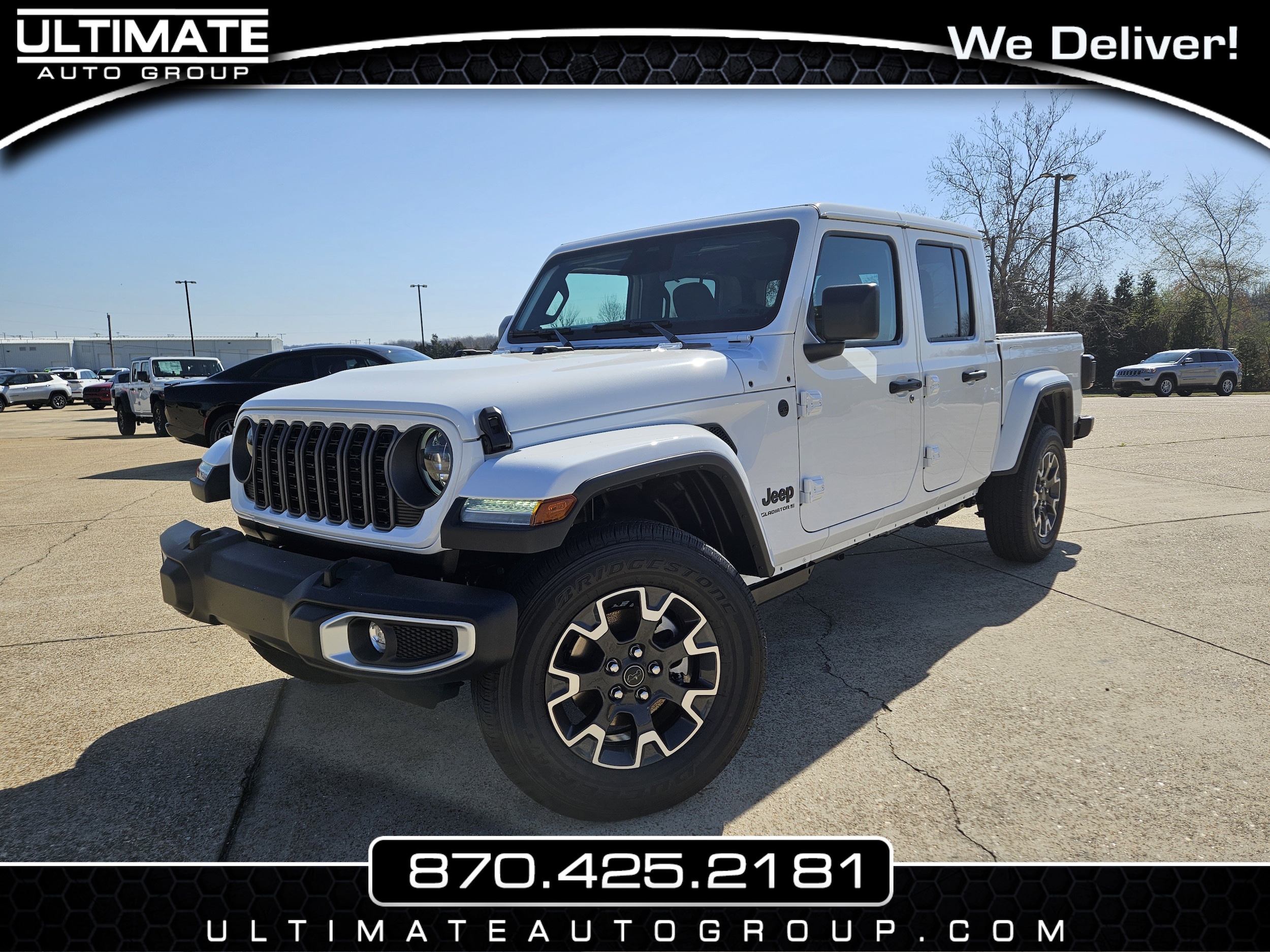 2026 Jeep Gladiator Sahara Auto's photo