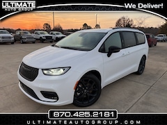 2026 Chrysler Pacifica LIMITED Passenger Van