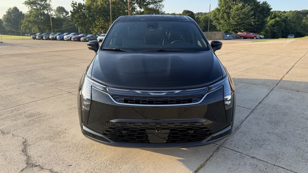 New 2027 Chrysler Pacifica LIMITED AWD Passenger Van