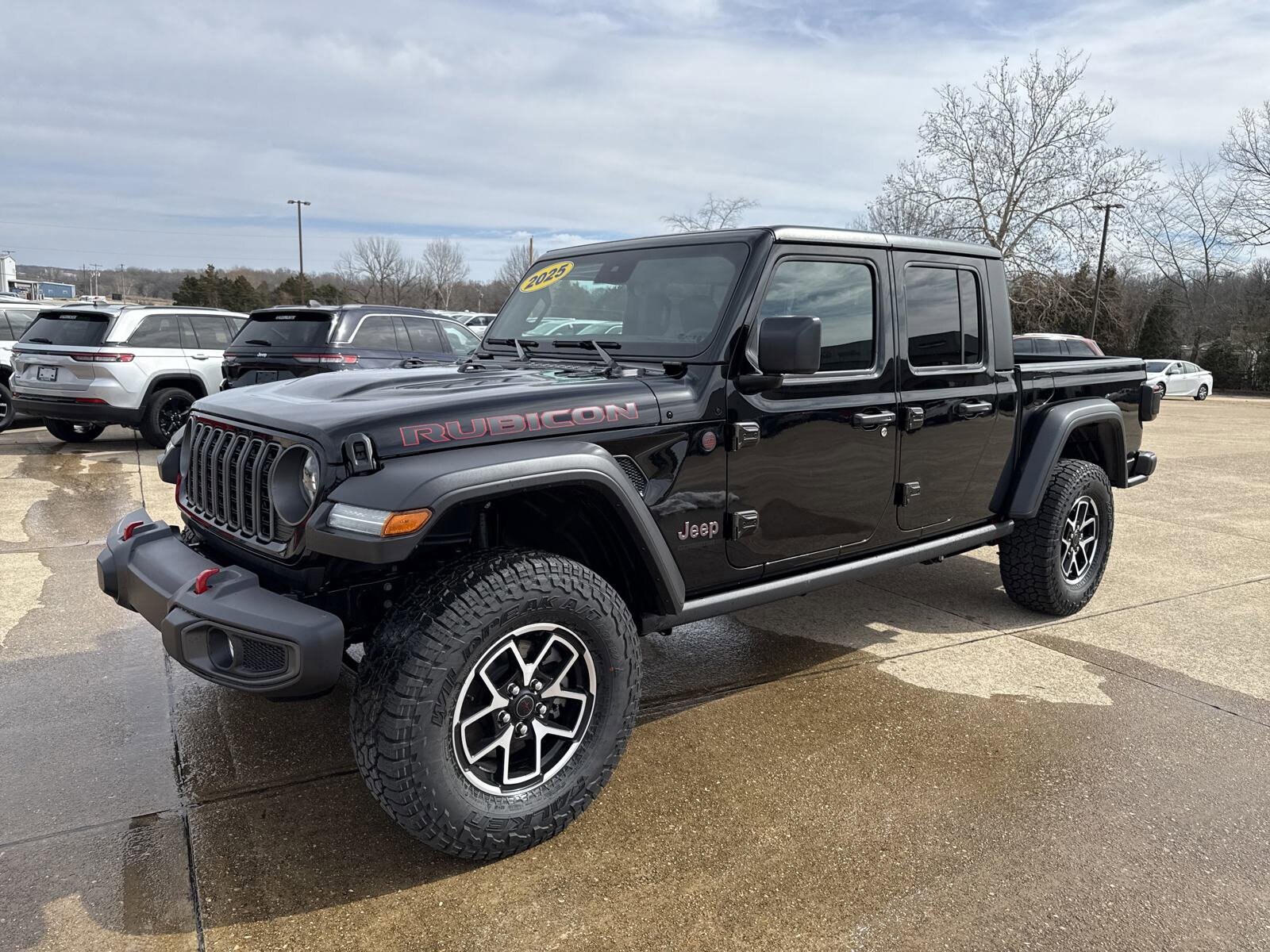 2025 Jeep Gladiator Rubicon photo 2