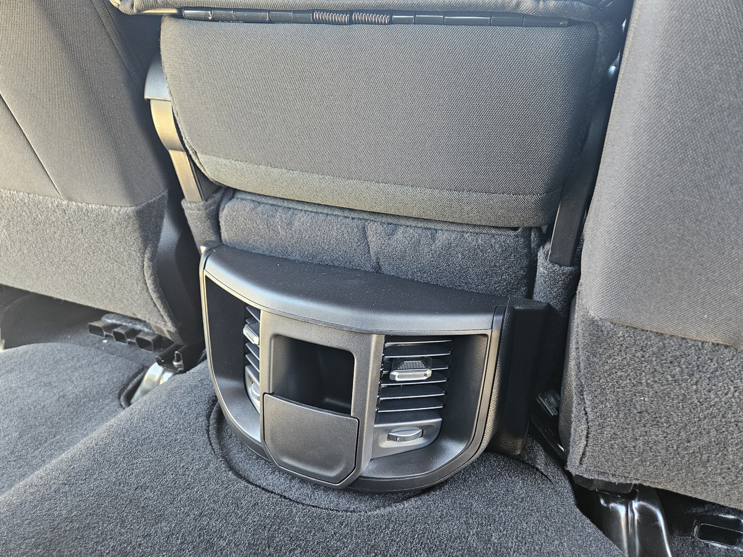 2025 RAM 2500 Tradesman - Photo 17