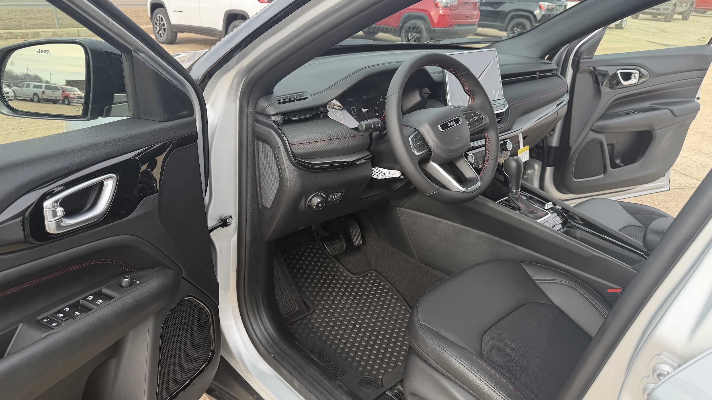 2026 Jeep Compass Trailhawk - Photo 15