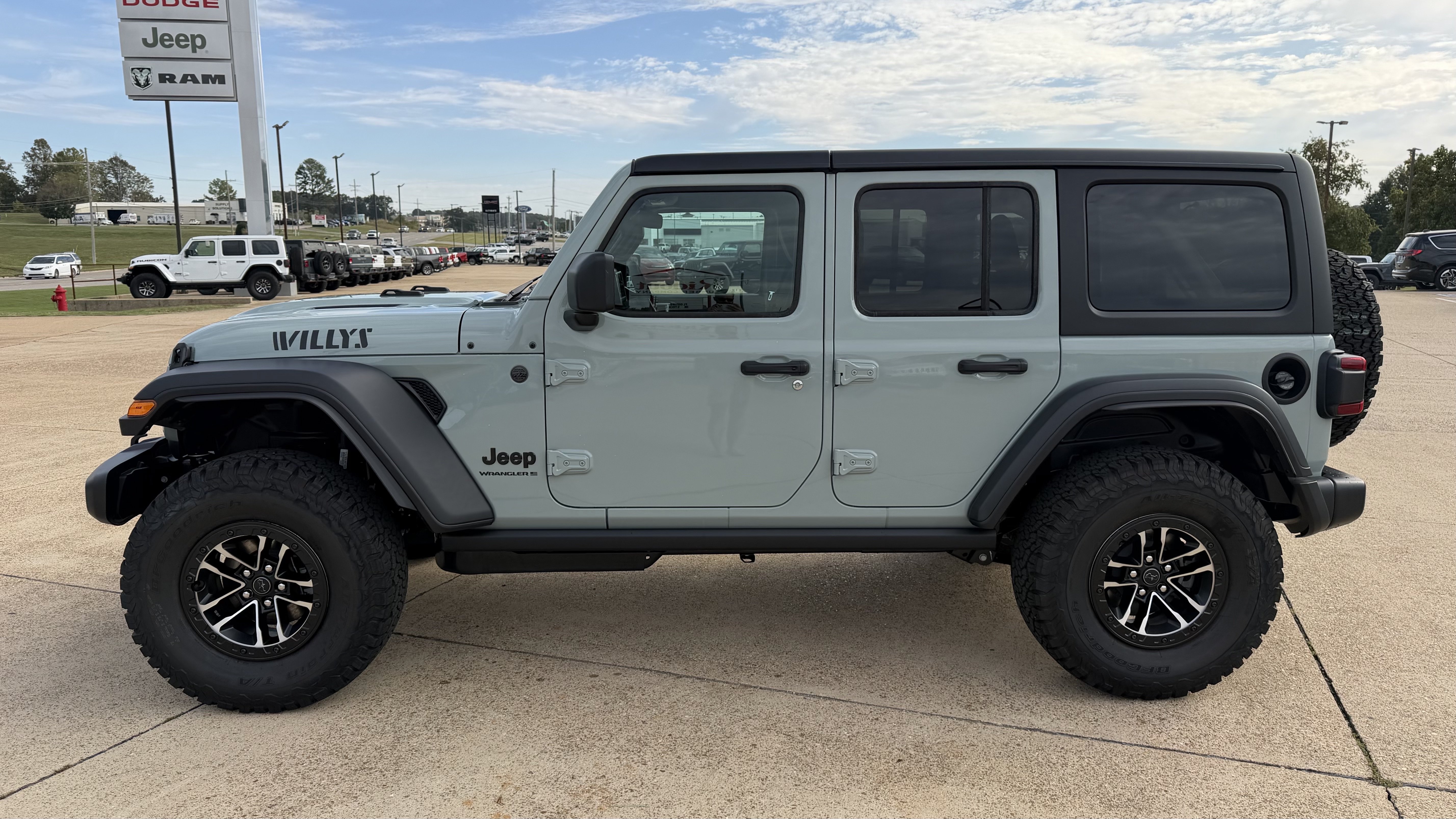 New 2026 Jeep Wrangler 4-DOOR SPORT Sport Utility