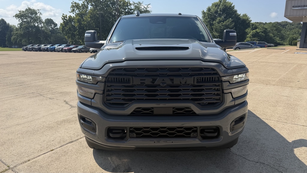 New 2026 Ram 2500 BLACK EXPRESS CREW CAB 4X4 6'4 BOX Pickup