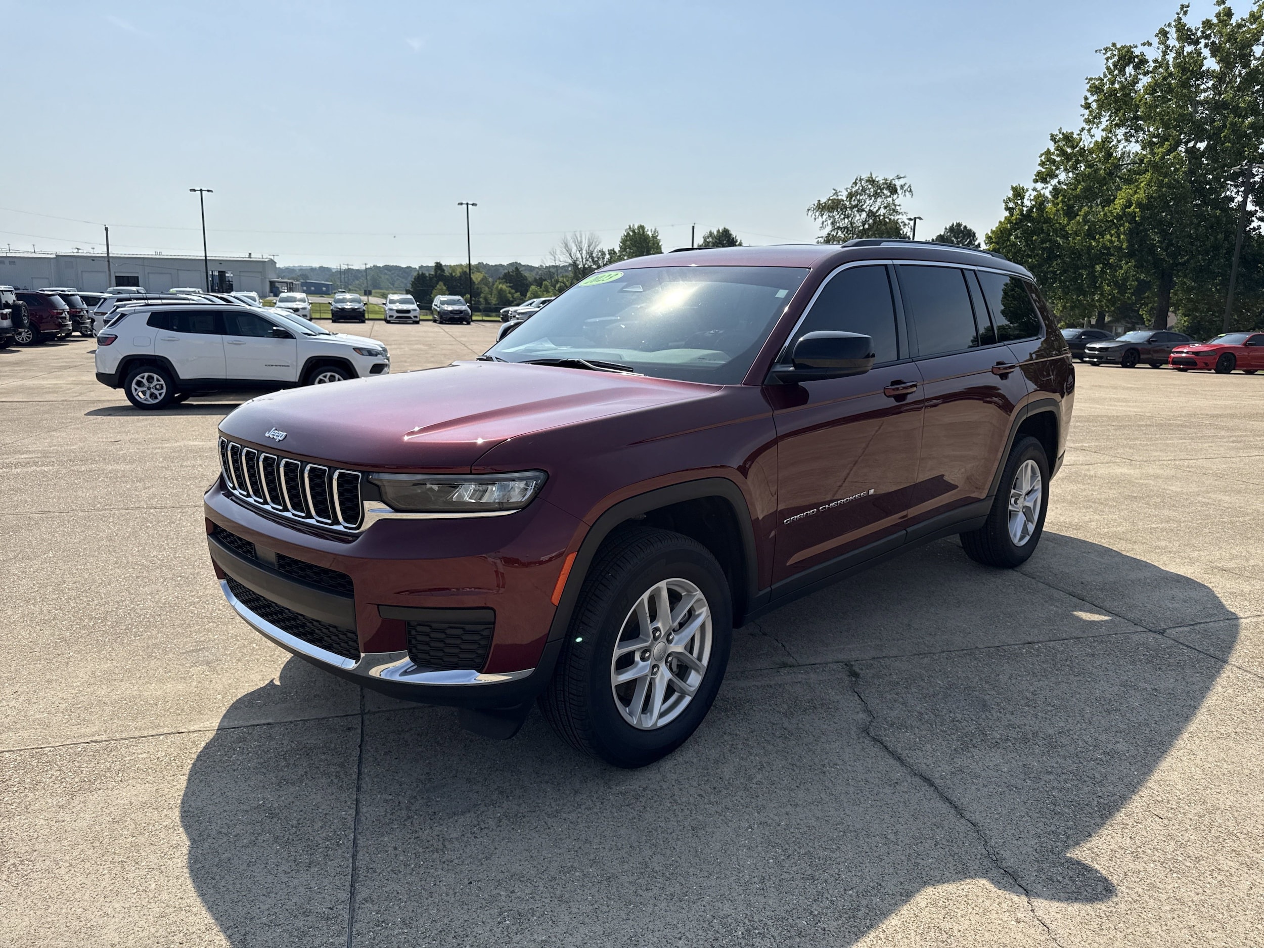 Used 2023 Jeep Grand Cherokee L Laredo with VIN 1C4RJKAG0P8800272 for sale in Mountain Home, AR