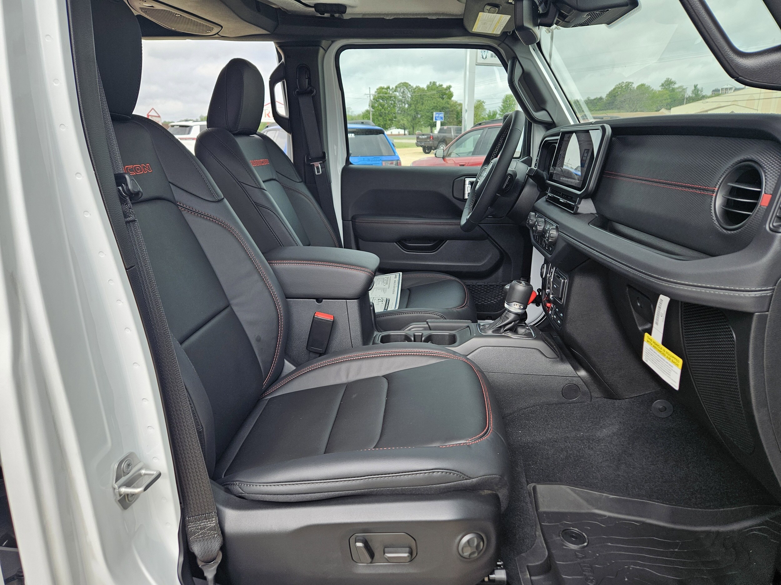 2025 Jeep Wrangler 4-Door Rubicon - Photo 20