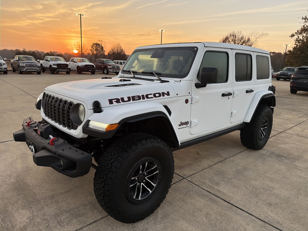New 2026 Jeep Wrangler 4-DOOR RUBICON X Sport Utility