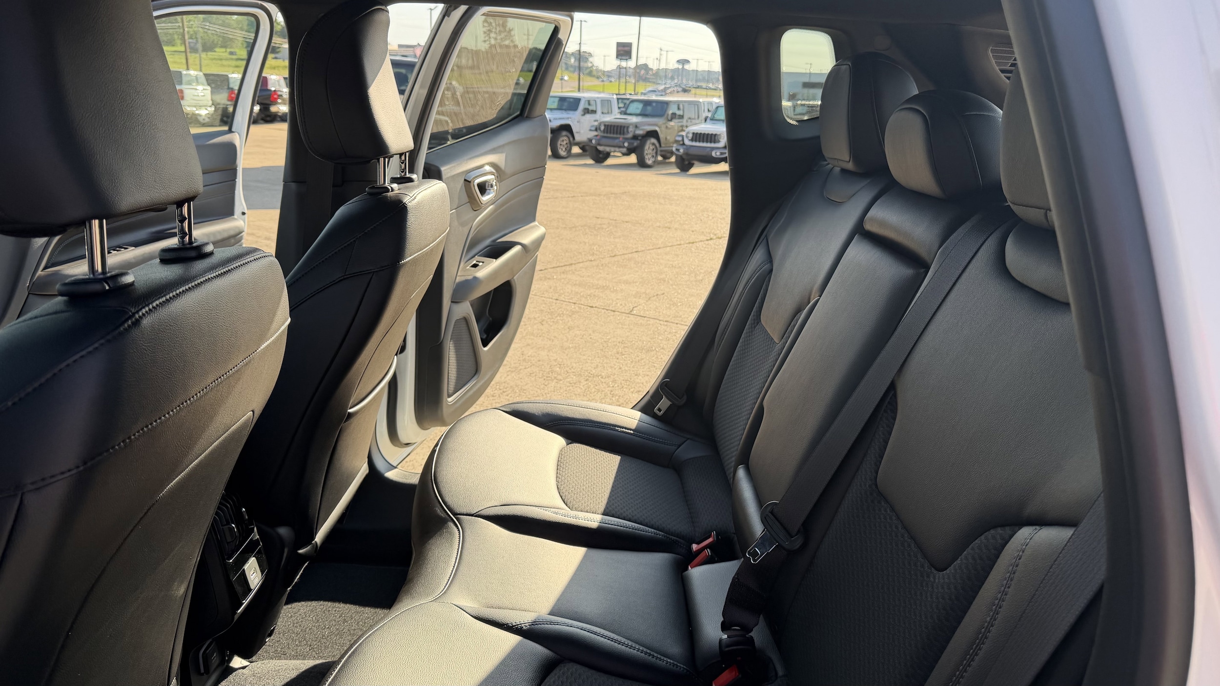 2026 Jeep Compass Altitude - Photo 30