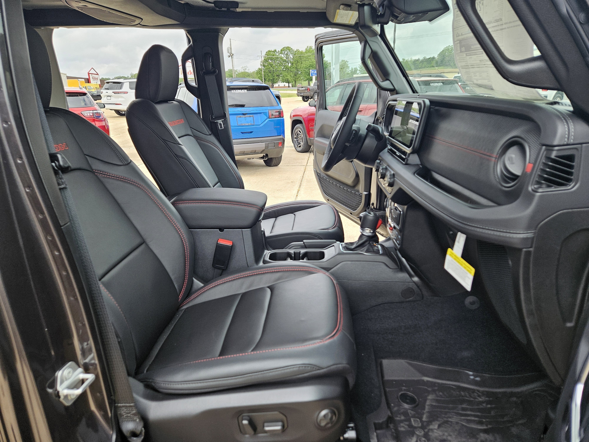 2025 Jeep Wrangler 4-Door Rubicon - Photo 20