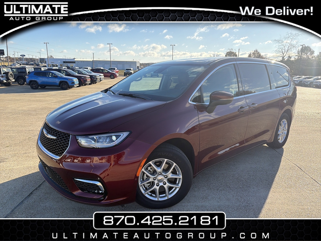 Used 2023 Chrysler Pacifica Touring L Van Passenger Van