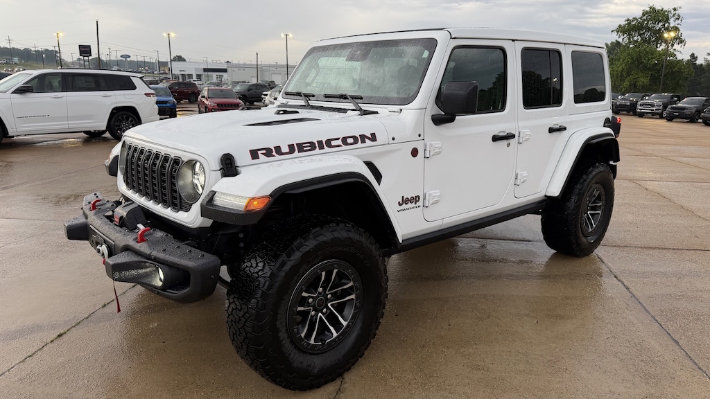 Used 2025 Jeep Wrangler Rubicon SUV