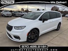 2026 Chrysler Pacifica SELECT Passenger Van