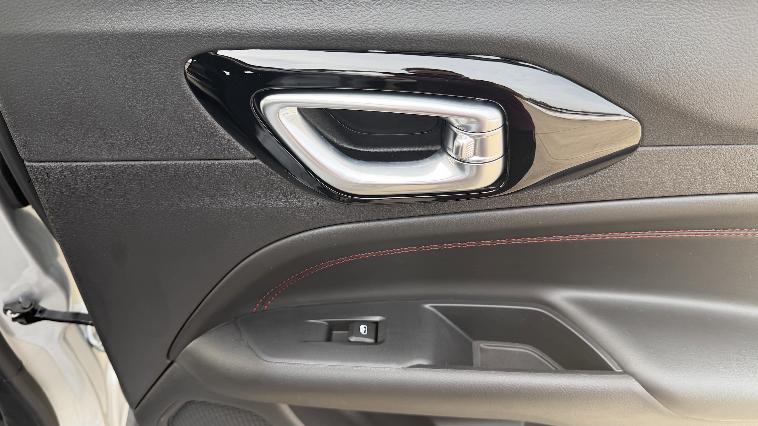 2026 Jeep Compass Trailhawk - Photo 38