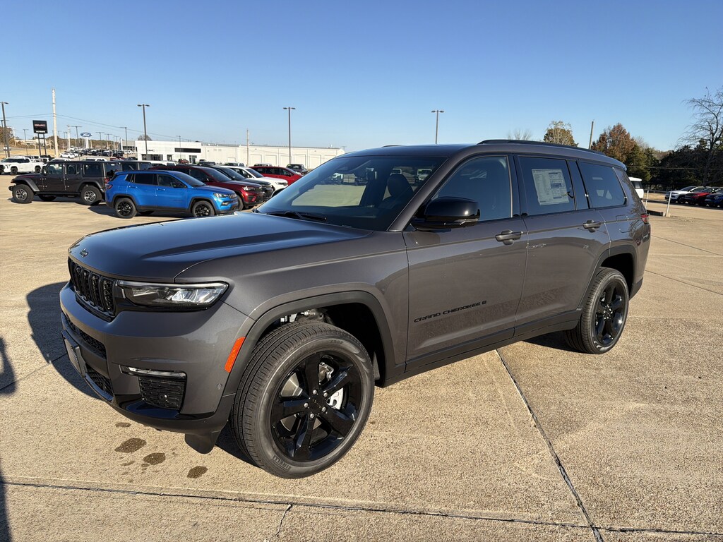 New 2025 Jeep Grand Cherokee L LIMITED 4X4 Sport Utility