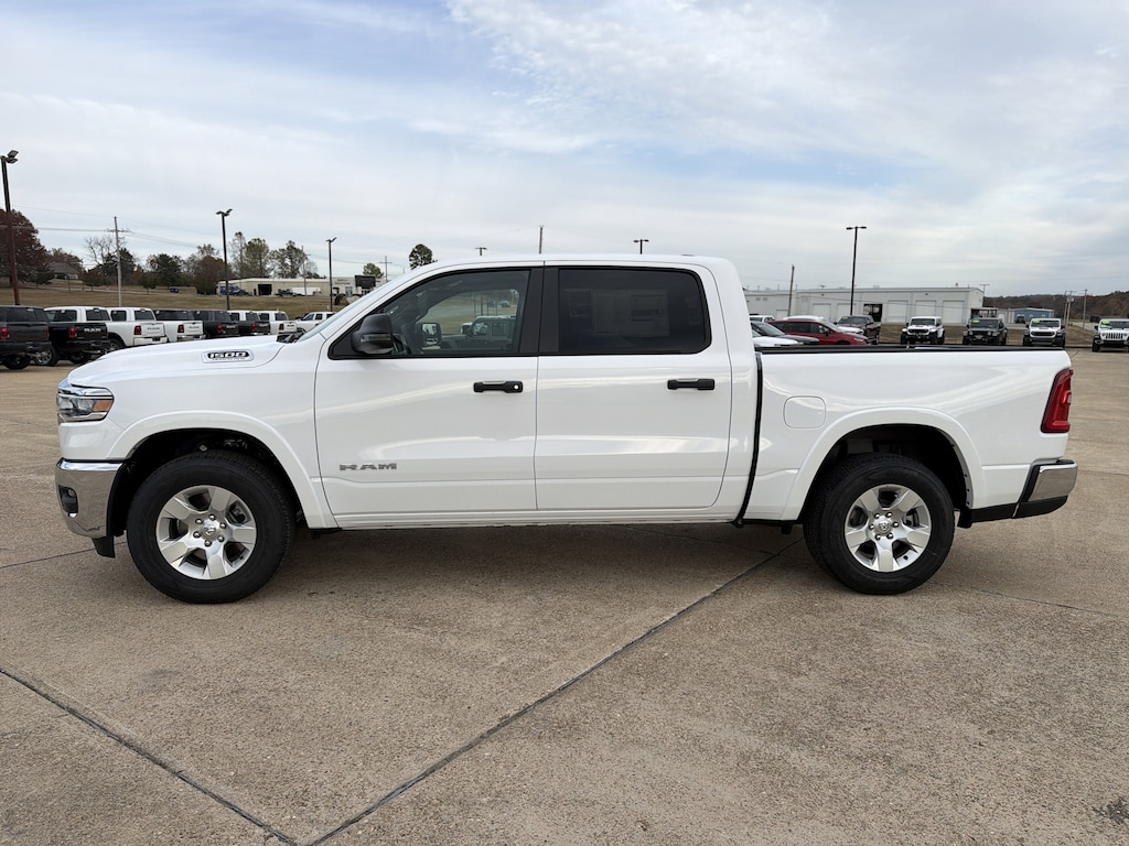 New 2026 Ram 1500 BIG HORN CREW CAB 4X4 5'7 BOX Pickup