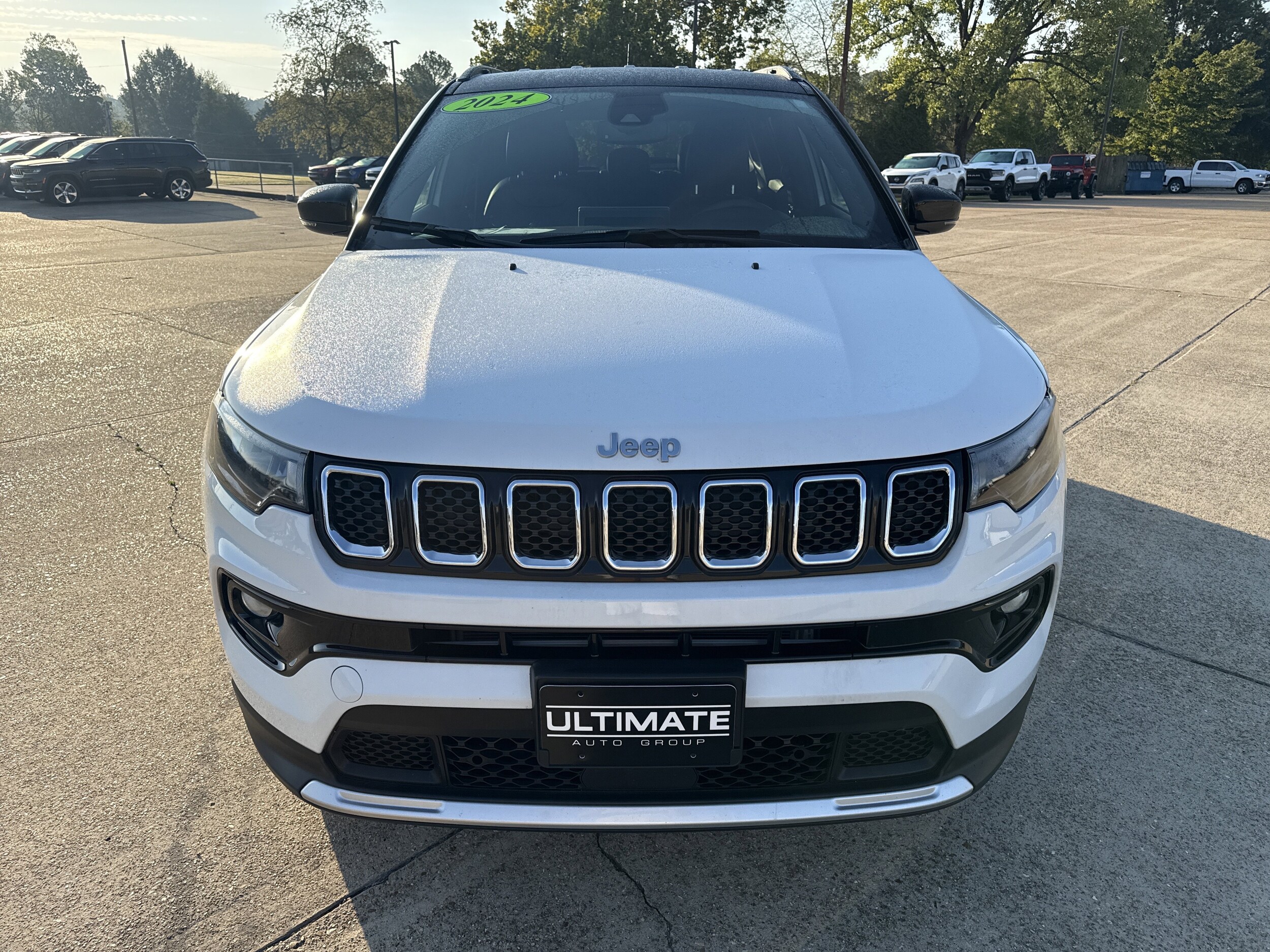 2024 Jeep Compass Limited photo 3