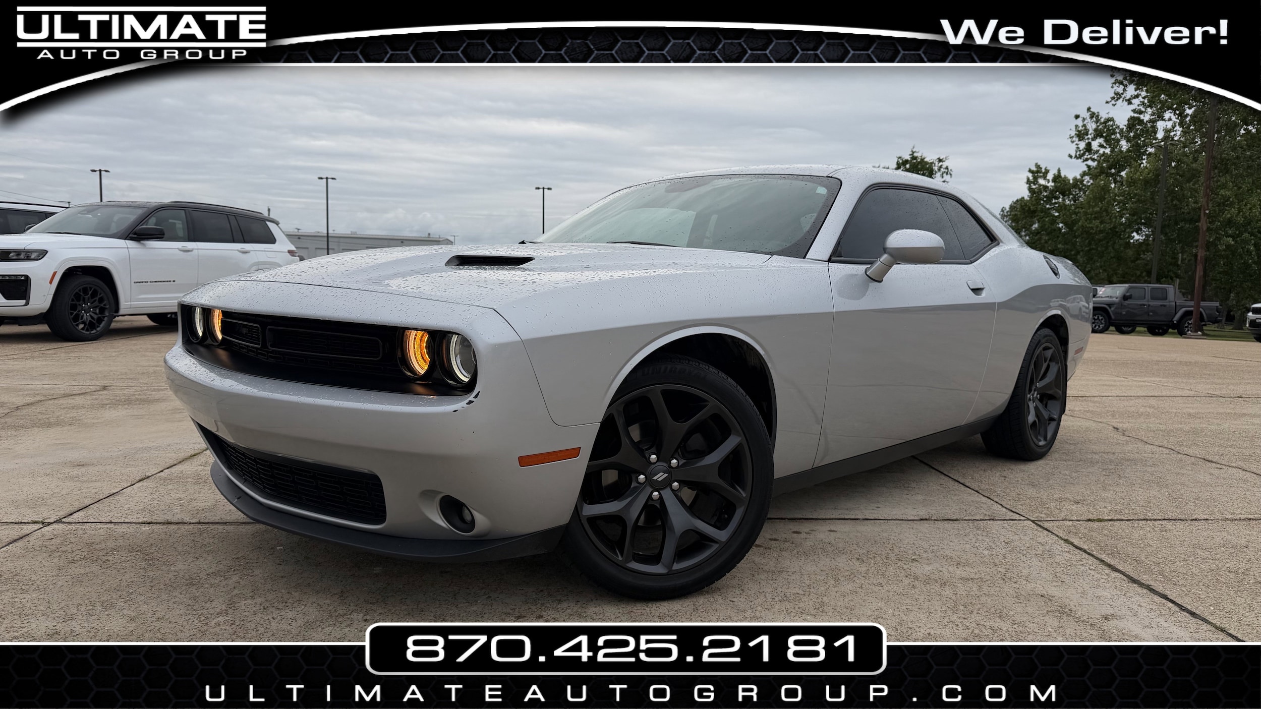 2020 Dodge Challenger SXT Auto's photo