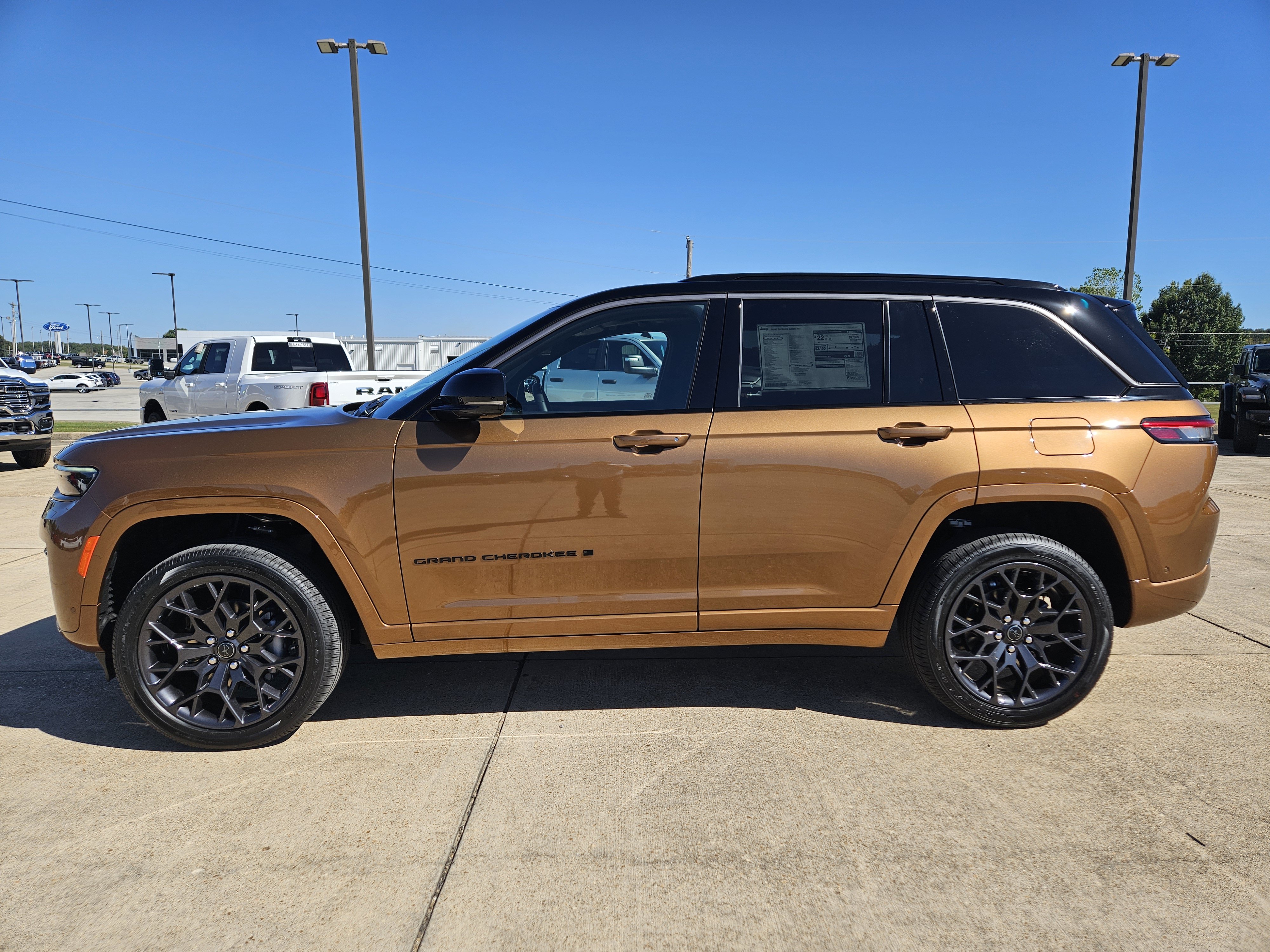 New 2027 Jeep Grand Cherokee 2 Row SUMMIT 4X4 Sport Utility