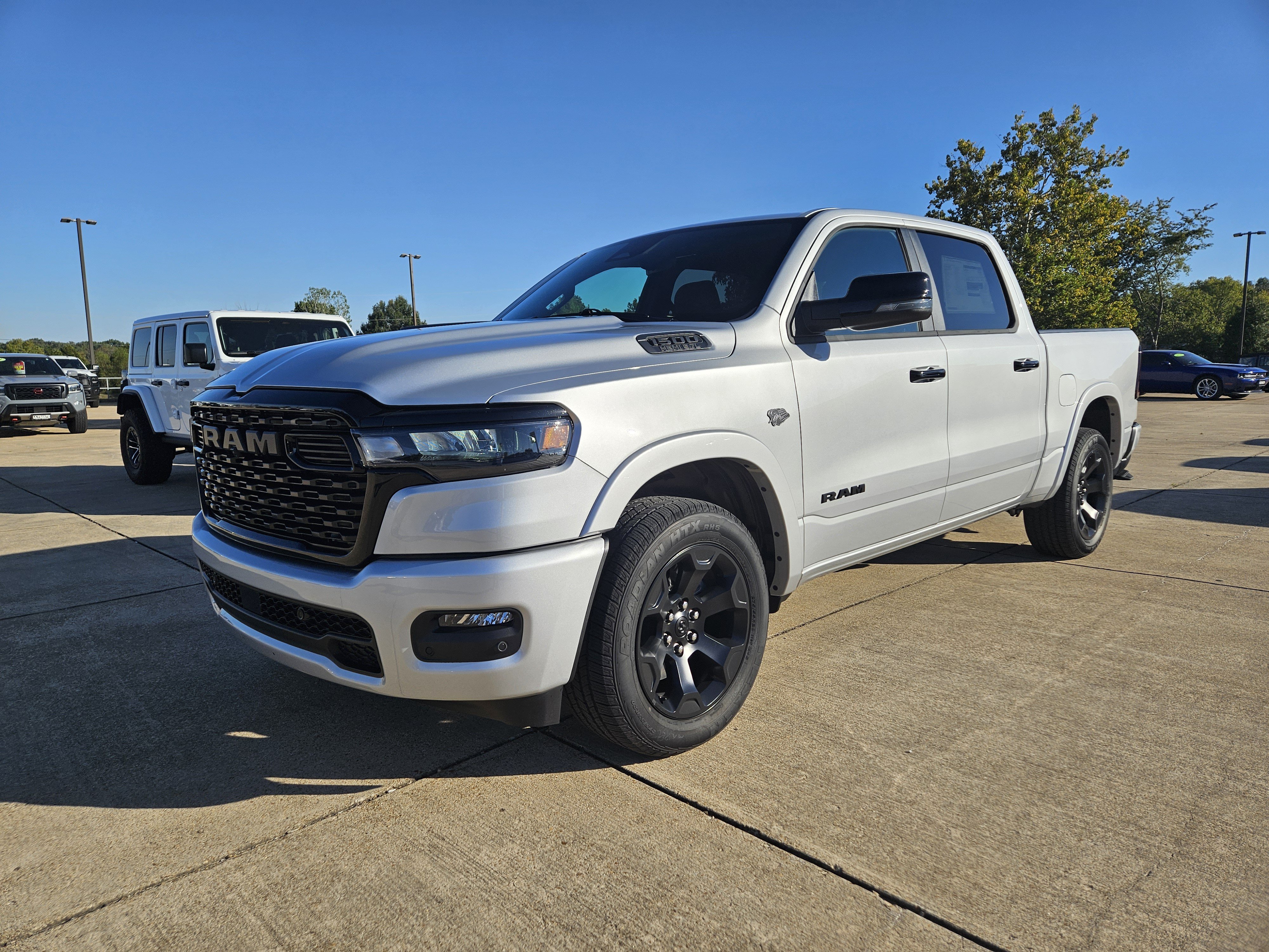 New 2027 Ram 1500 BIGHORN/LONESTAR CREW 4X4 Pickup